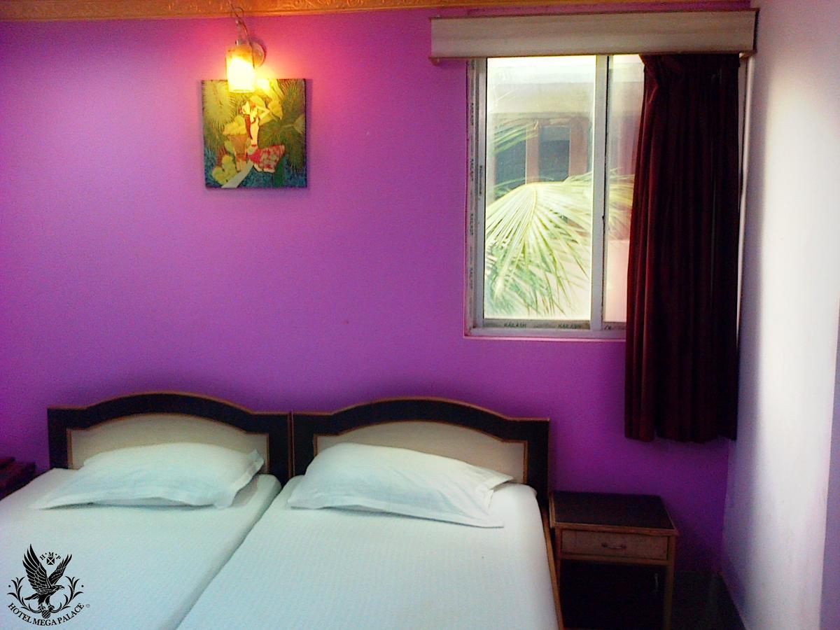 Hotel Mega Palace Patna  Exterior photo